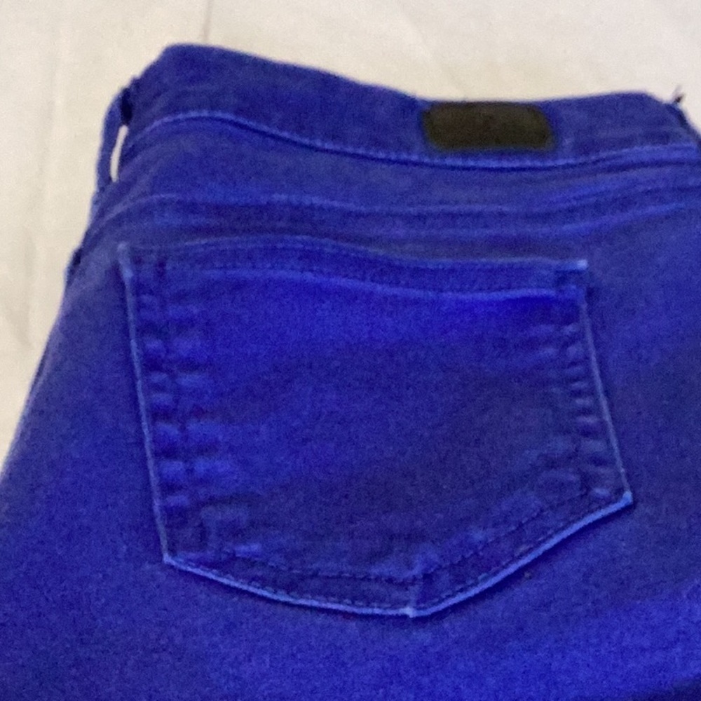 Celebrity pink shorts R4 - Picture 4 of 4
